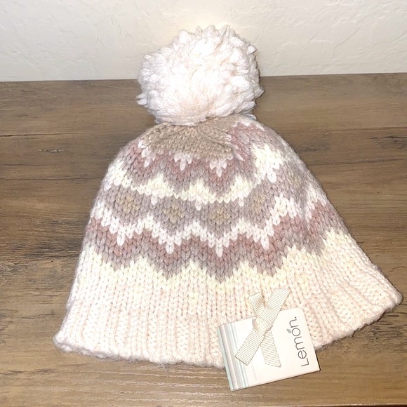 Lemon Winter Beige & White Beenie Hat Size One Size NWT - Picture 3 of 5